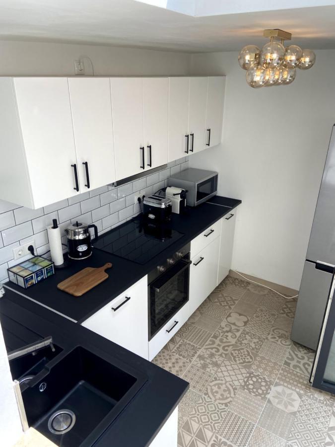 Wunderschoene Sanierte Wohnung Vor Den Toren Koelns Екстериор снимка