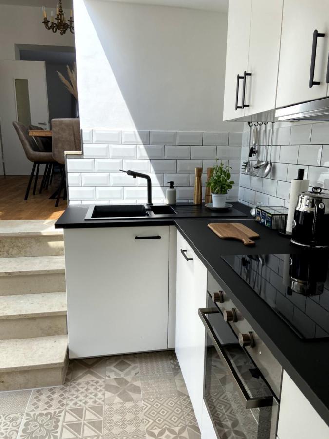 Wunderschoene Sanierte Wohnung Vor Den Toren Koelns Екстериор снимка