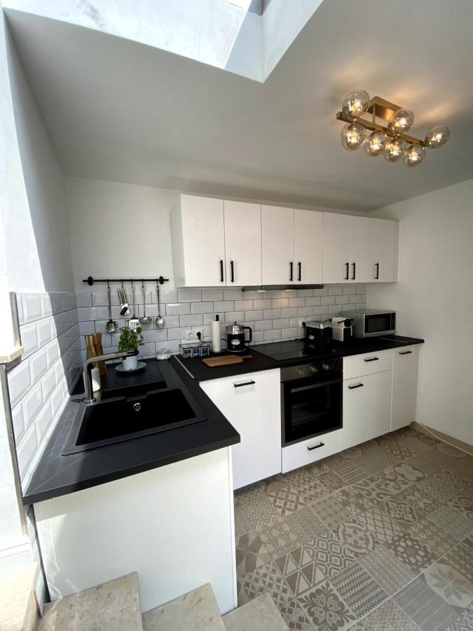 Wunderschoene Sanierte Wohnung Vor Den Toren Koelns Екстериор снимка